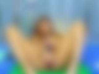 thinsamathagirl's Live Sex Cam Show