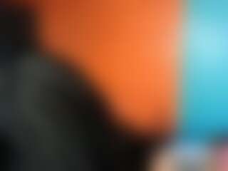 CremeDeLaKittie's Live Sex Cam Show