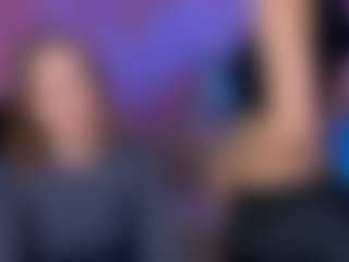 Live cam show with eva-smiiith - Granny on CamClone