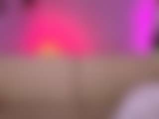 Live cam show with eva-smiiith - Granny on SxyPornLive