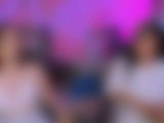 Live cam show with eva-smiiith - Strip on Dare Cams