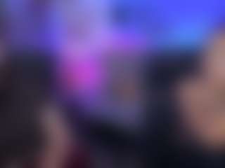 Live cam show with eva-smiiith - Spank on CamwithHer