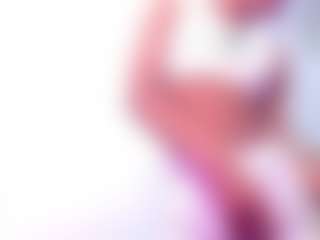 Live cam show with AndreaxDoll - Tease on Soda Cam