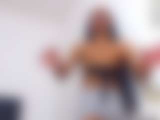 Live cam show with AndreaxDoll - Average on Cam Slut