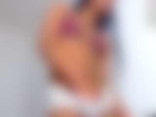 Show de câmera ao vivo com AndreaxDoll - Spank no Camsoda