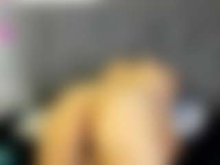 Live cam show with maddie-and-chelsea - Hairy on Camsoda