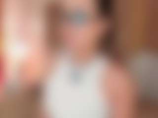 Live cam show with GretaVelvet - Athletic White on crypto-cams | colombia