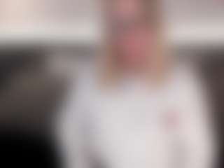 Spettacolo in cam dal vivo con GretaVelvet - Gamer Athletic su Camsoda
