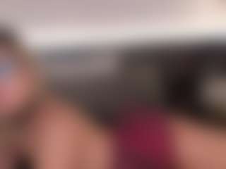 Live cam show with GretaVelvet - Squirt on Camsoda