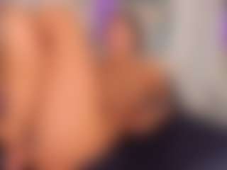 Antonia-Stars Live-Sex-Cam-Show
