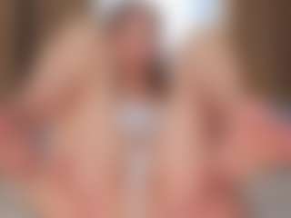 Live cam show with Anuvira - Upskirt on TeamSkeetLive