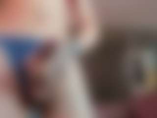 Live cam show with EmmaStone4u - Teen (18+) on Gym Cam Girls