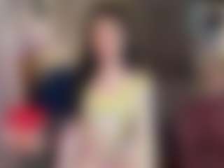 EmmaStone4u's Live Sex Cam Show