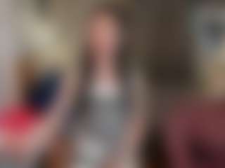 EmmaStone4u's Live Sex Cam Show