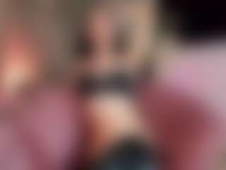 EmmaStone4u's Live Sex Cam Show
