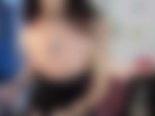 EmmaStone4u's Live Sex Cam Show