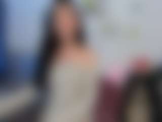 EmmaStone4u's Live Sex Cam Show