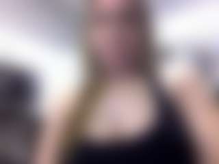 Canadas Hottest MILF Next Doors Live-Sex-Cam-Show