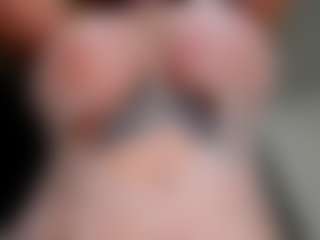 Live cam show with Rabbit_777 - Athletic MILF on liverealitysex.com