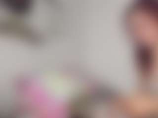 Live cam show with megan-hally - Brown Eyes Red Hair on Camsoda