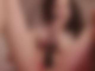 Live cam show with Queenxofxtease - Tiny Tits on wildcum.com