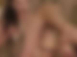 Live cam show with Queenxofxtease - Tiny Tits on Dolls Live