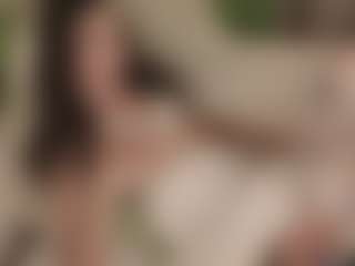 Live cam show with Queenxofxtease - Tiny Tits on Camsoda