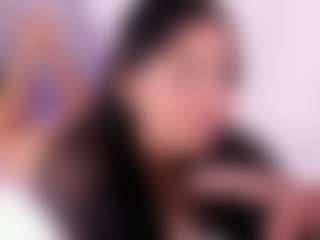 LovelyEyess MILF webcam performer live streaming