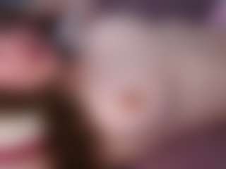 Live cam show with NoreenBeverley - Teen (18+) on Camsoda
