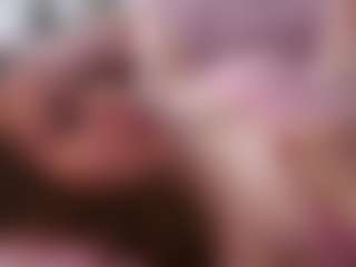 Live cam show with NoreenBeverley - Moaning on Soda Cam