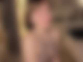 Live cam show with MaeChesser - Raven Hair on CamwithHer