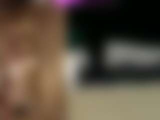 Live cam show with Malvina - Smoking on Milfs Live