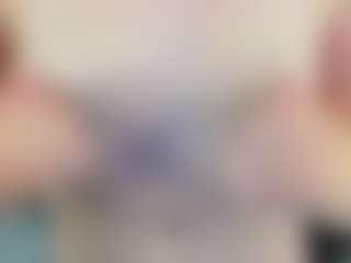 Live cam show with Malvina - Interactivetoy on live18s.com
