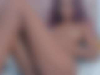 Live cam show with miss-nahomi - Thin on CamSodaAdn