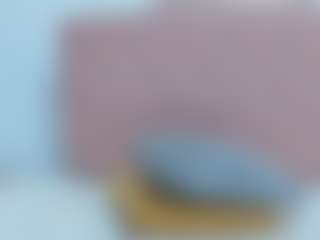 Live cam show with miss-nahomi - Fuck Machine on CamSodaAdn