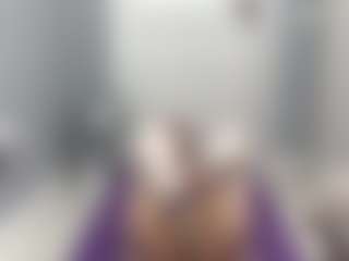 Akemi's Live Sex Cam Show