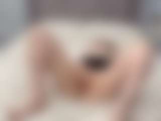 Akemi's Live Sex Cam Show