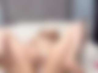 Akemi's Live Sex Cam Show