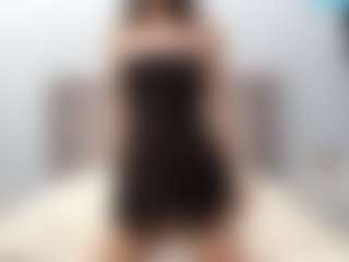 Live cam show with Akemi - Asian Teen (18+) on Mixed Magazine Live
