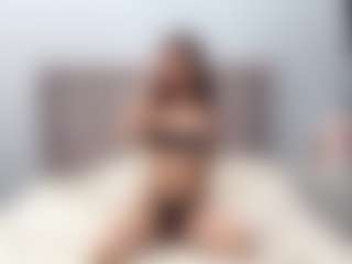 Live cam show with Akemi - Twerk Asian on Hubzter Live