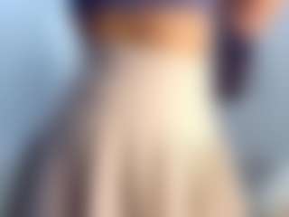 Live cam show with Akemi - Striptease Asian on Camming Site