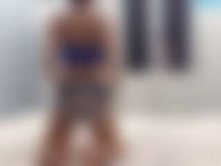 Live-camshow met Akemi - Small op Camsoda
