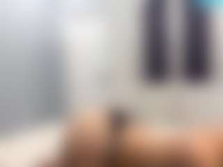 Live cam show with Akemi - Striptease on crypto-cams