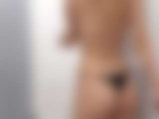 Live cam show with Akemi - Asian Teen (18+) on Uber Horny