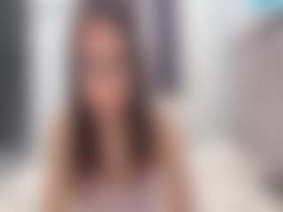 Spettacolo in cam dal vivo con Akemi - Small su Camsoda
