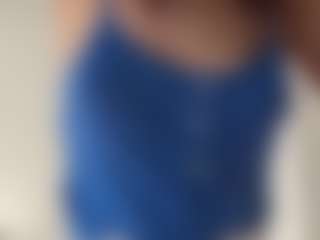 Live cam show with Akemi - Cuck Asian on Camsoda
