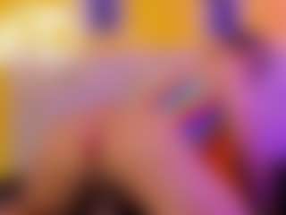 Aliisson-Cooper's Live Sex Cam Show