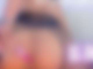 Aliisson-Cooper's Live Sex Cam Show