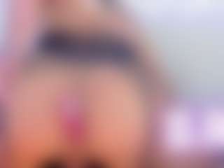 Aliisson-Cooper's Live Sex Cam Show