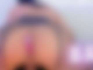 Aliisson-Cooper's Live Sex Cam Show